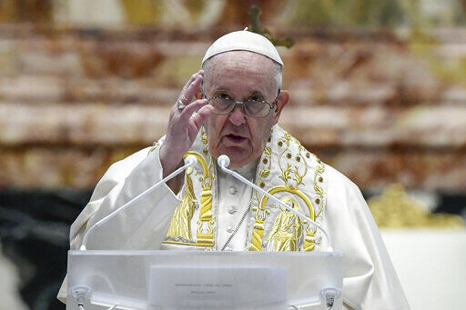 APTOPIX Vatican Pope Easter